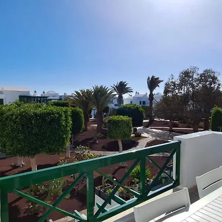 Marcastell Ajaches Views Apartment *