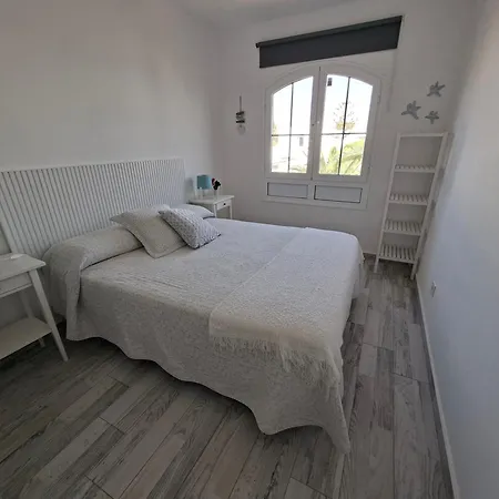 Marcastell Ajaches Views Apartment *