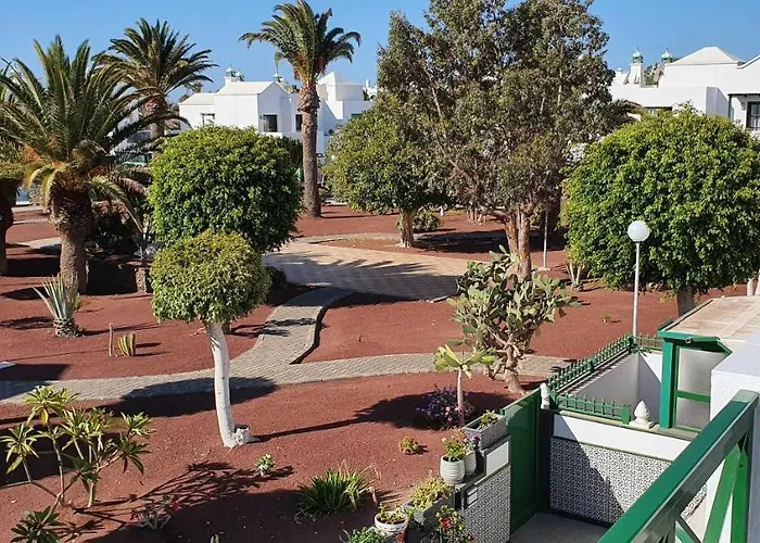 Marcastell Ajaches Views * Playa Blanca